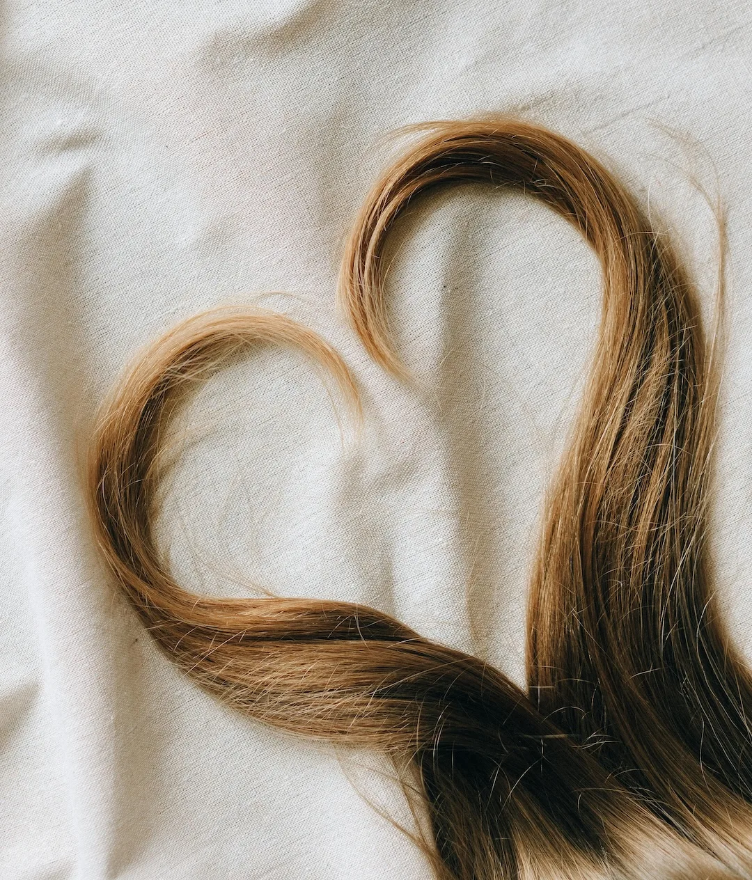 Sợi tóc mềm mượt và chắc khỏe sau khi được chăm sóc với công nghệ KeratinBond+