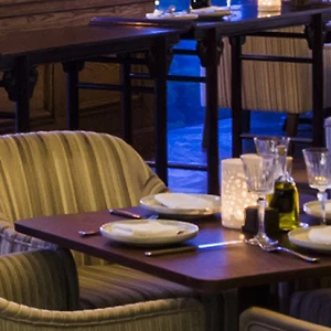 Tiệc trưa Brunch Club tại Hôtel Des Arts Saigon