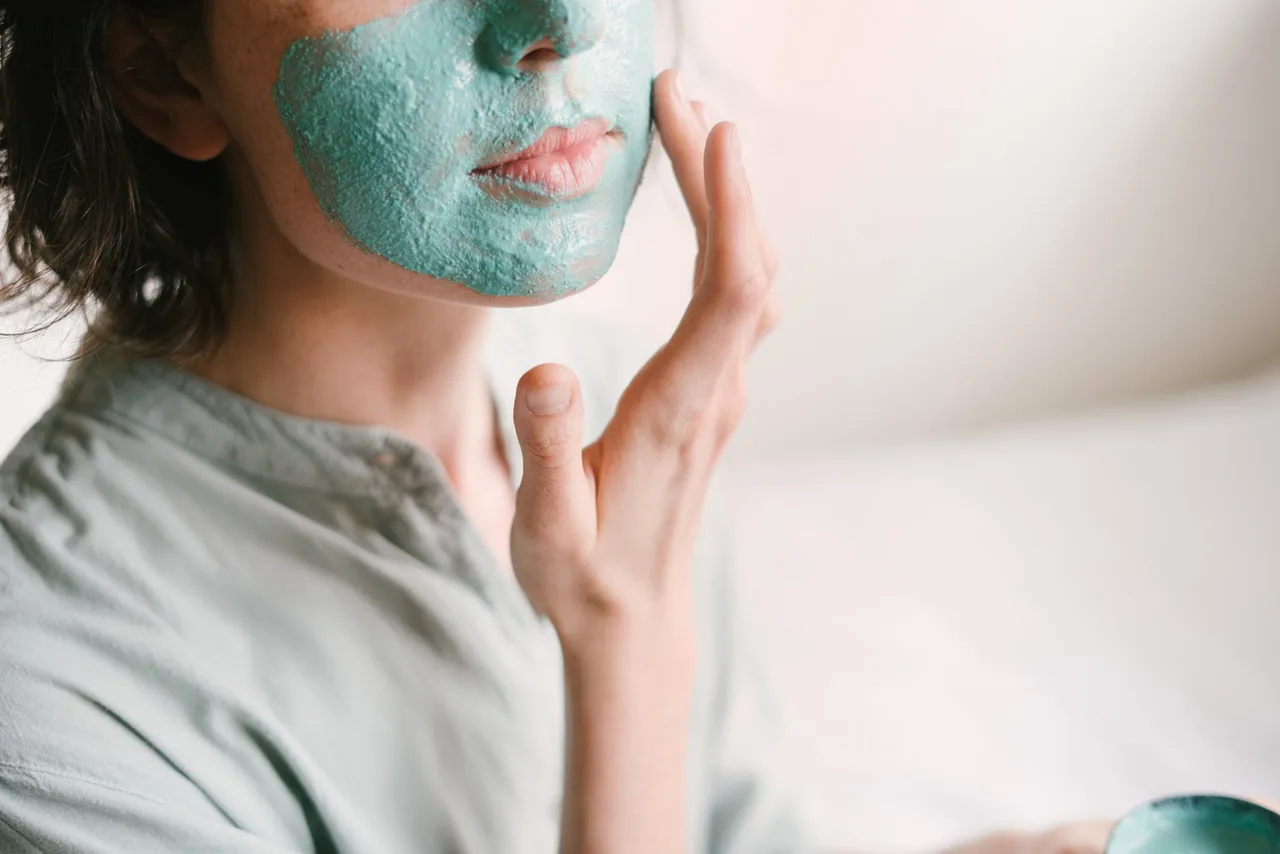 mặt nạ phù hợp nhất với cung hoàng đạo ma kết