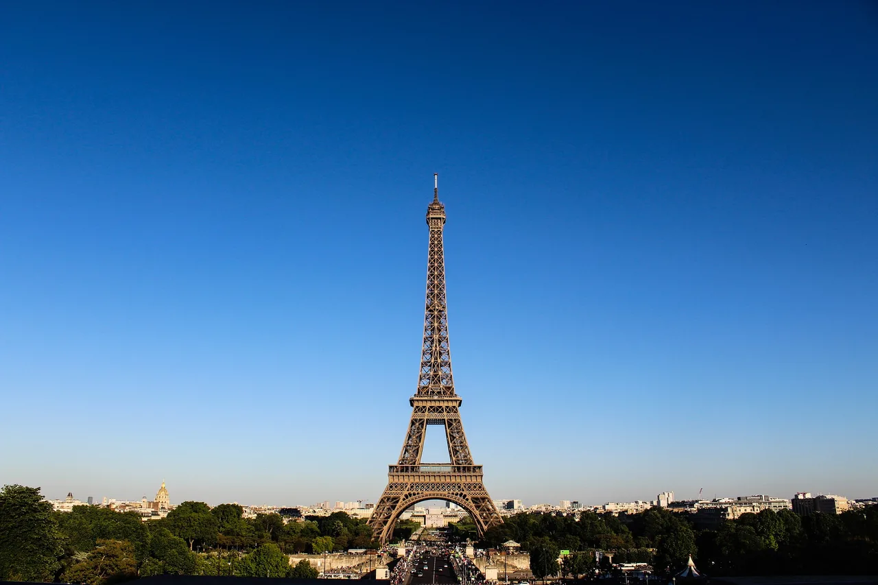 tháp Eiffel tháp Eiffel