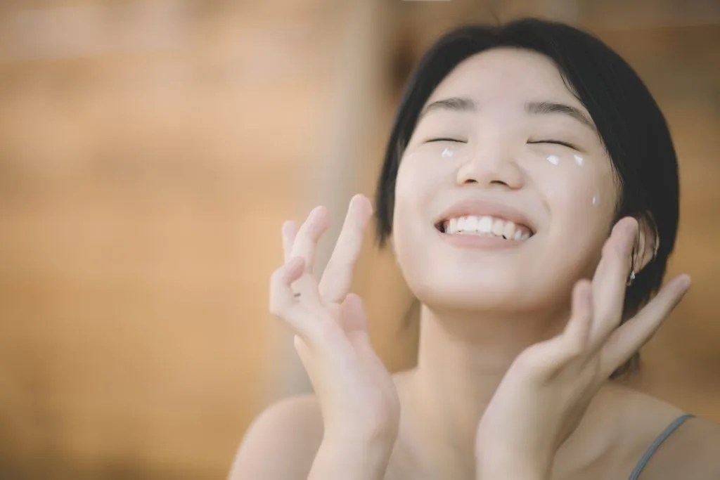 Định lượng phù hợp khi sử dụng sản phẩm chăm sóc da Định lượng phù hợp khi sử dụng sản phẩm chăm sóc da