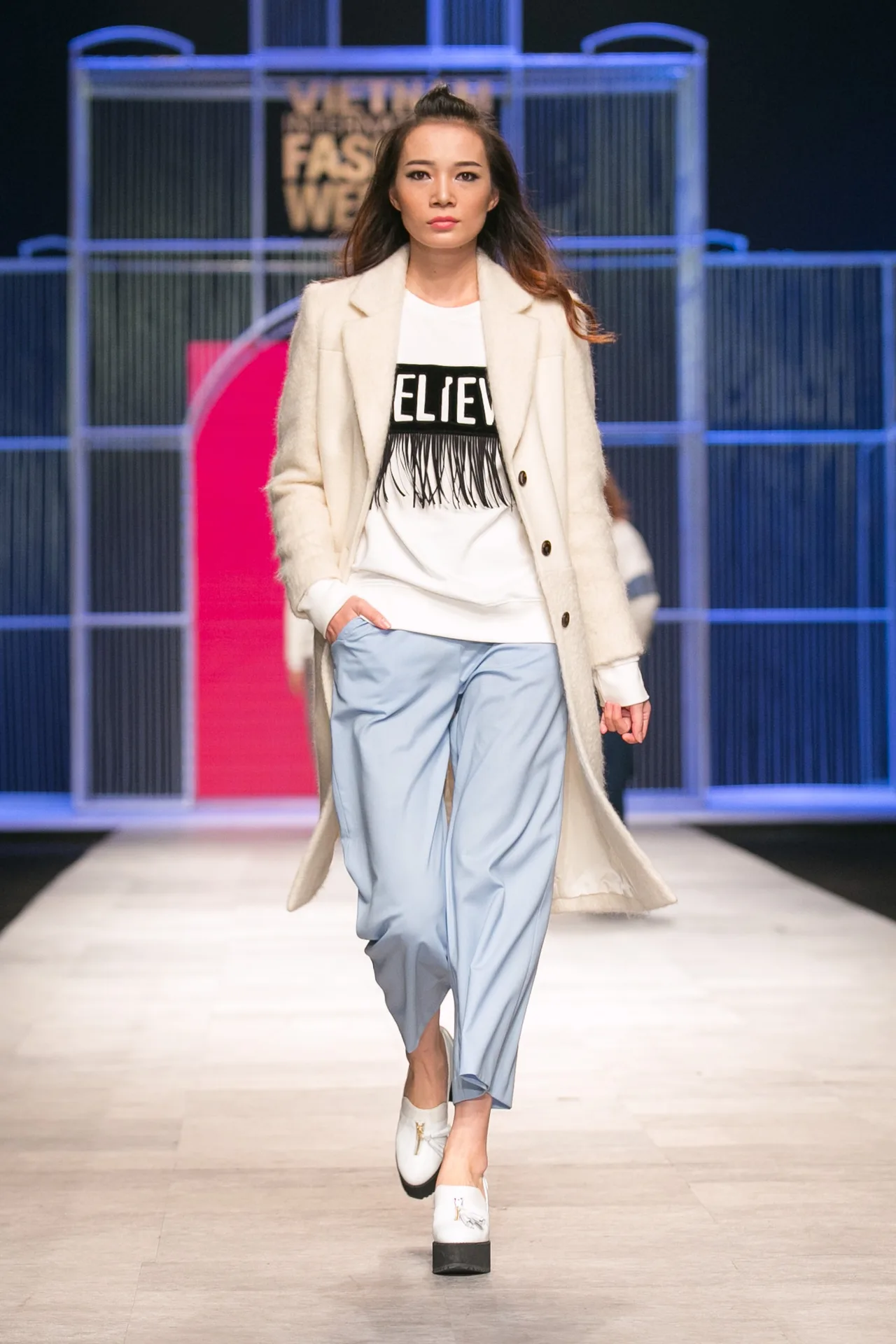 NTK Chung Chung Lee và BST Thu-Đông 2016 - ELLE VN