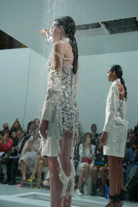 Hussein Chalayan 6