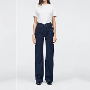 7 bí quyết giúp bạn chọn mua một chiếc quần jeans hoàn hảo