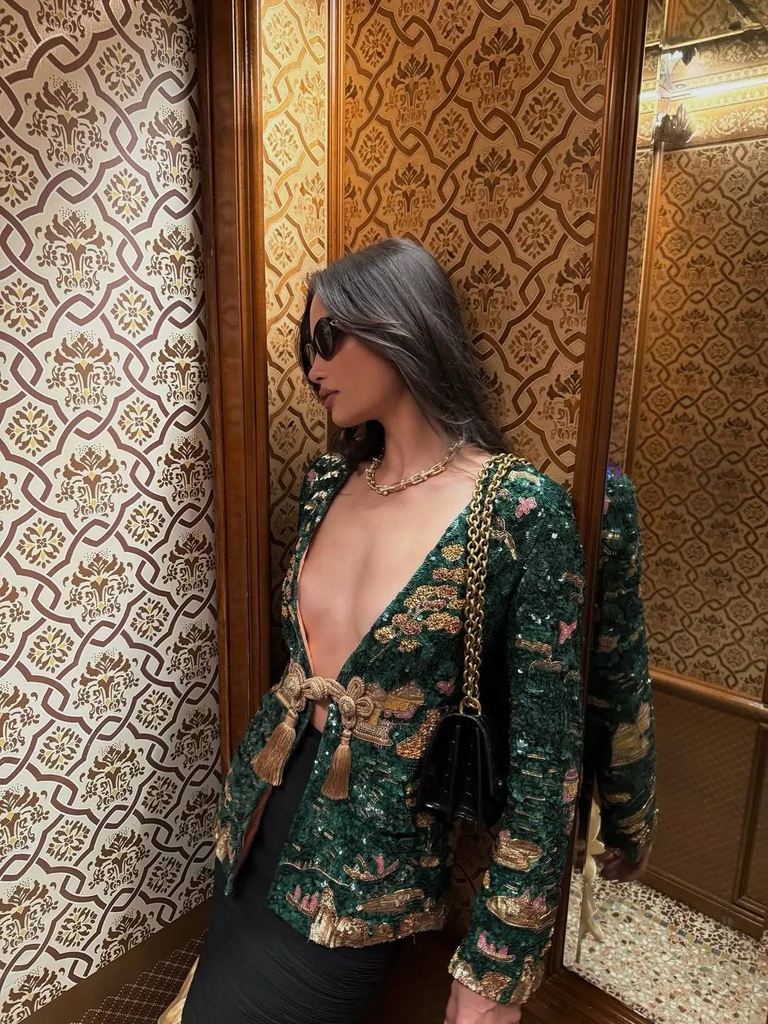 kelsey merritt đầm hoạ tiết
