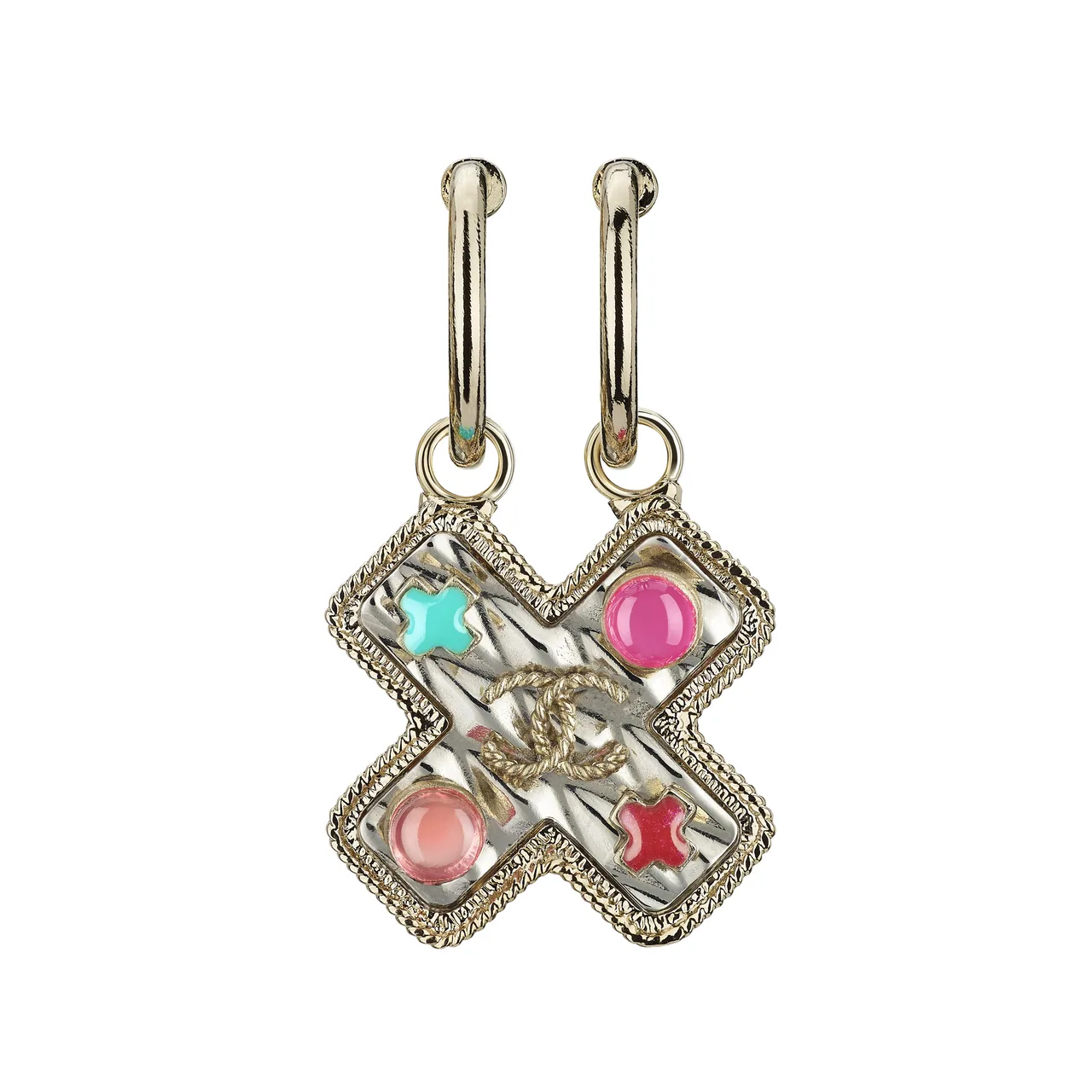 Ngắm nhìn phụ kiện thời trang Chanel mang hơi thở công nghệ số
