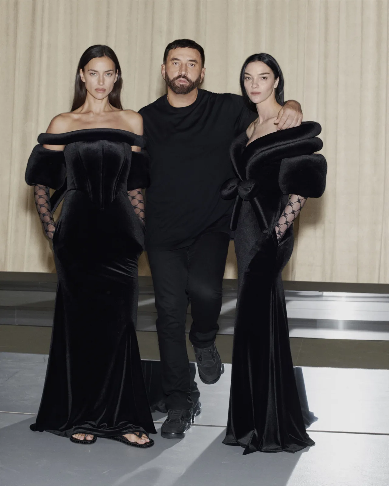 giám đốc sáng tạo Riccardi Tisci nói lời tạm biệt với Burberry