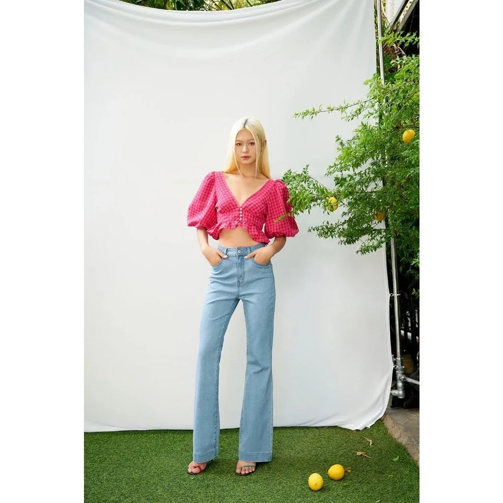 Quần jeans dài ống loe
