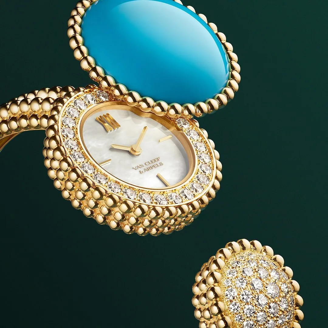 Đồng hồ Perlée Toi & Moi
Secret VAN CLEEF & ARPELS