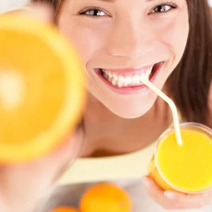 10 bước chuẩn bị cho làn da trắng mịn đối đầu mùa Hè