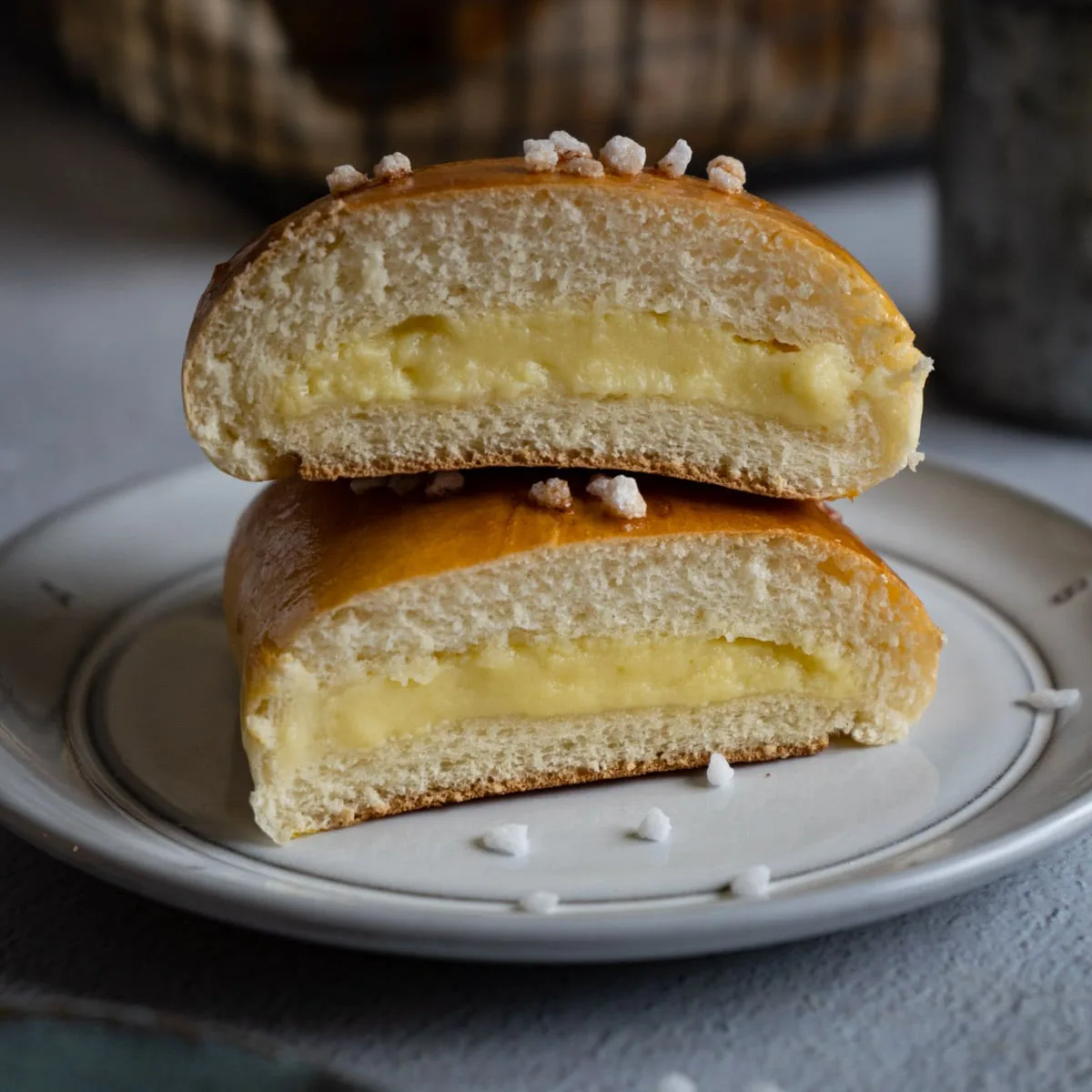 custard nhân kem trứng