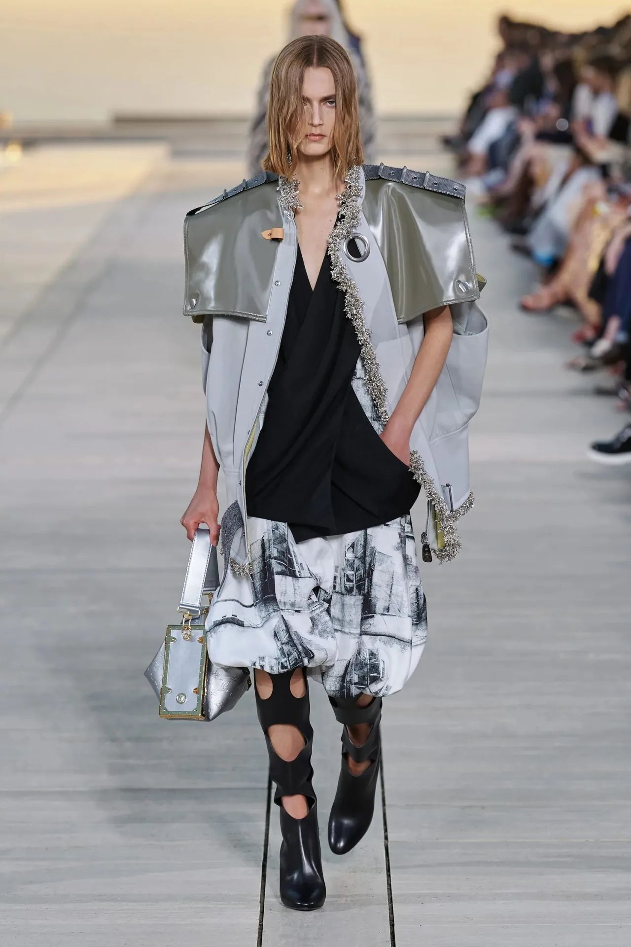 Louis Vuitton Cruise 2023 look 28
