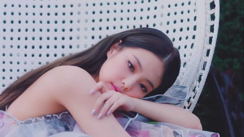 trang điểm mắt jennie 1 trang điểm mắt jennie 1
