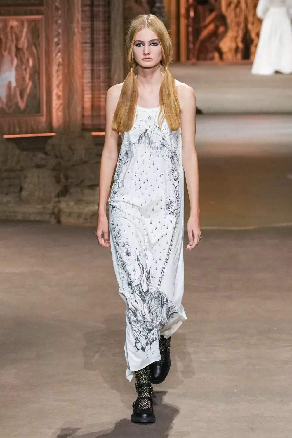 Dior xuân hè 2023 look 28